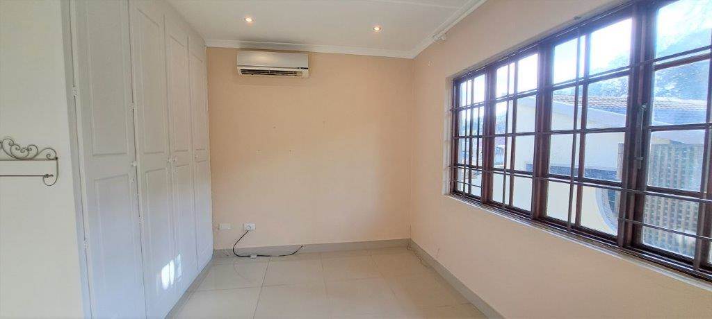 3 Bed Townhouse in Musgrave photo number 16