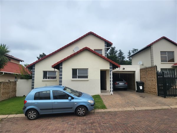 4 Bed House in Buccleuch