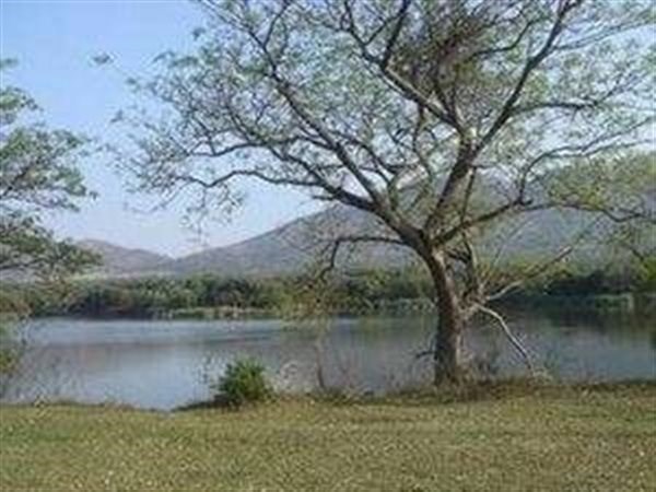 1.1 ha Land available in Kshane Lake Lodge photo number 2