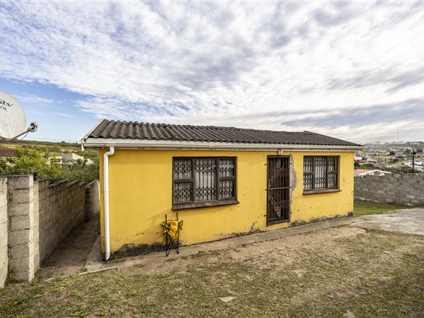 2 Bedroom House