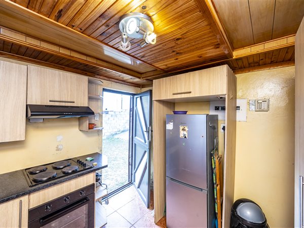 2 Bedroom House