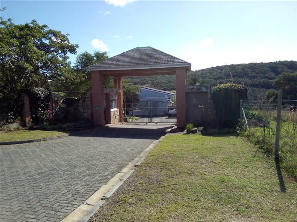 244 m² Land