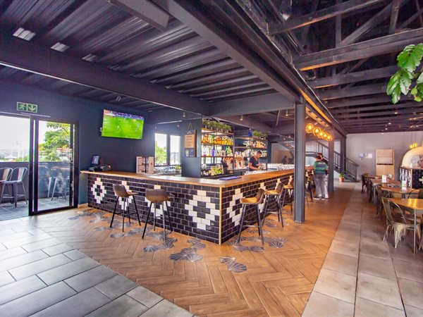 941 m² Commercial space 941 m² Commercial space