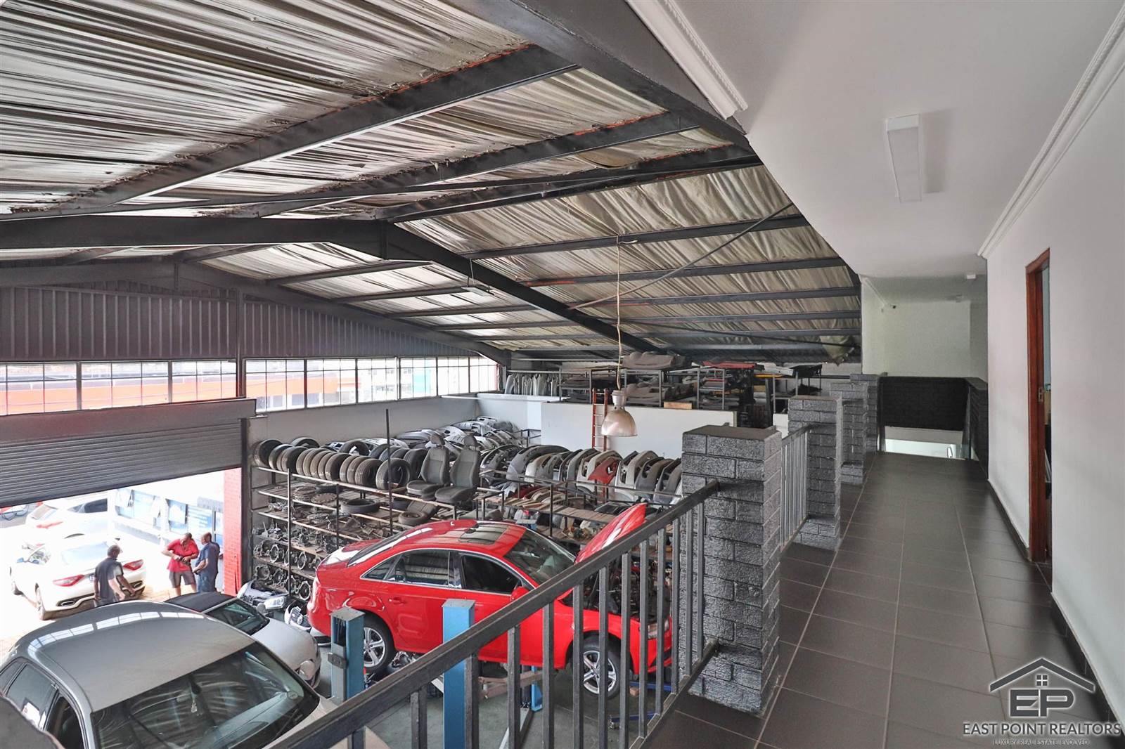 700  m² Commercial space in Edenvale photo number 4