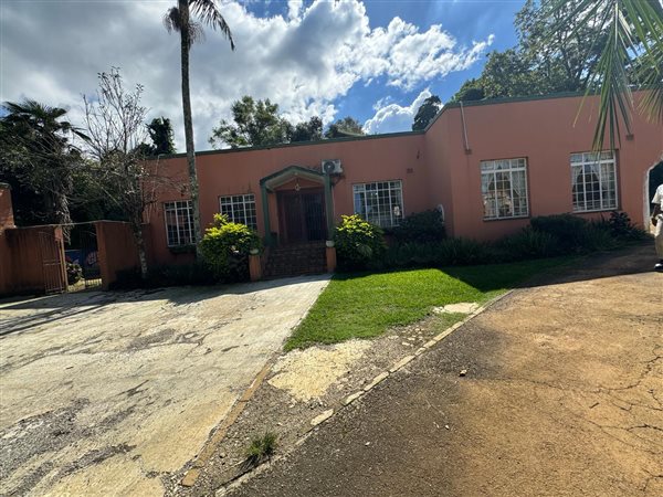 6 Bedroom House 6 Bedroom House