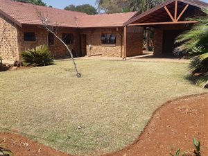 3 Bed House in Karen Park