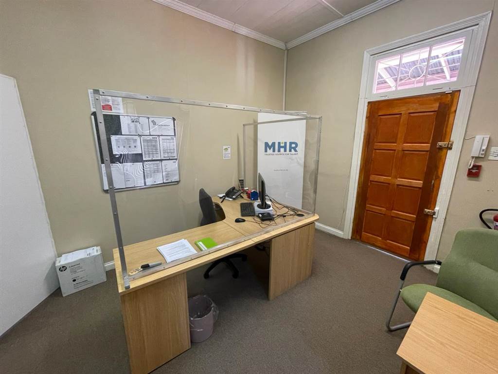 150  m² Office Space in Pietermaritzburg Central photo number 8