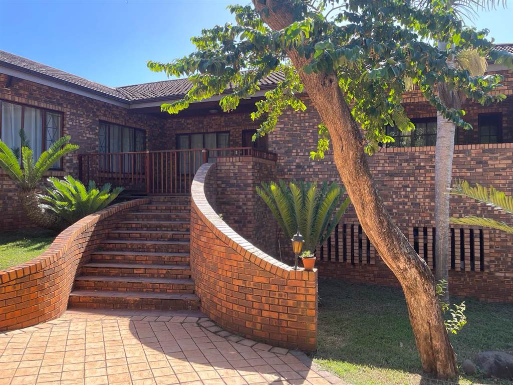 4 Bed House in Mtunzini photo number 10