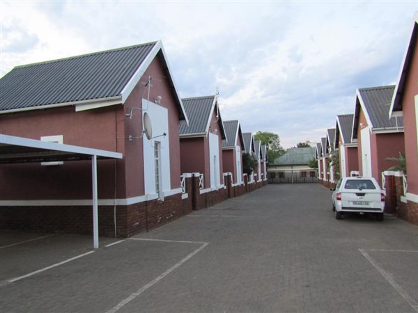 4 Bed Townhouse in Willows