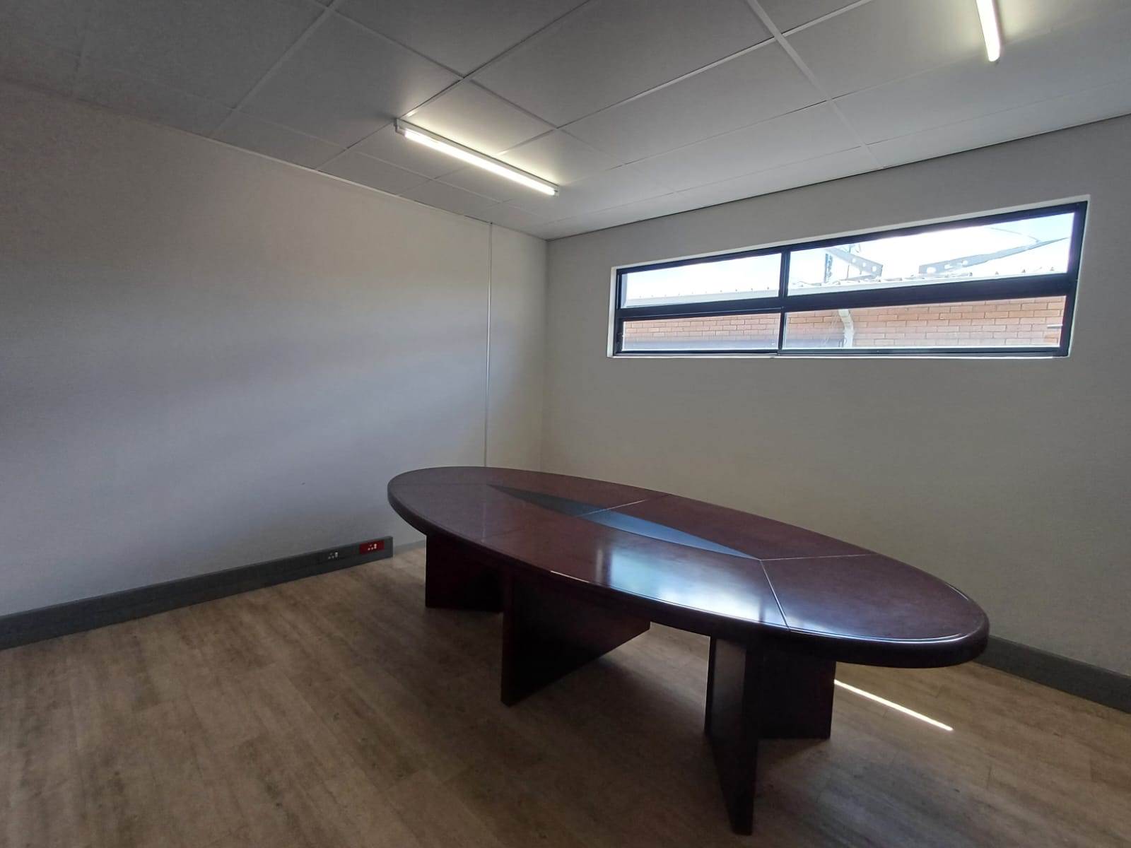 78  m² Office Space in Bendor photo number 8