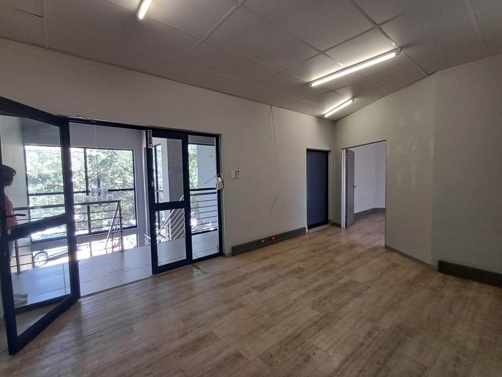 78  m² Office Space in Bendor photo number 6
