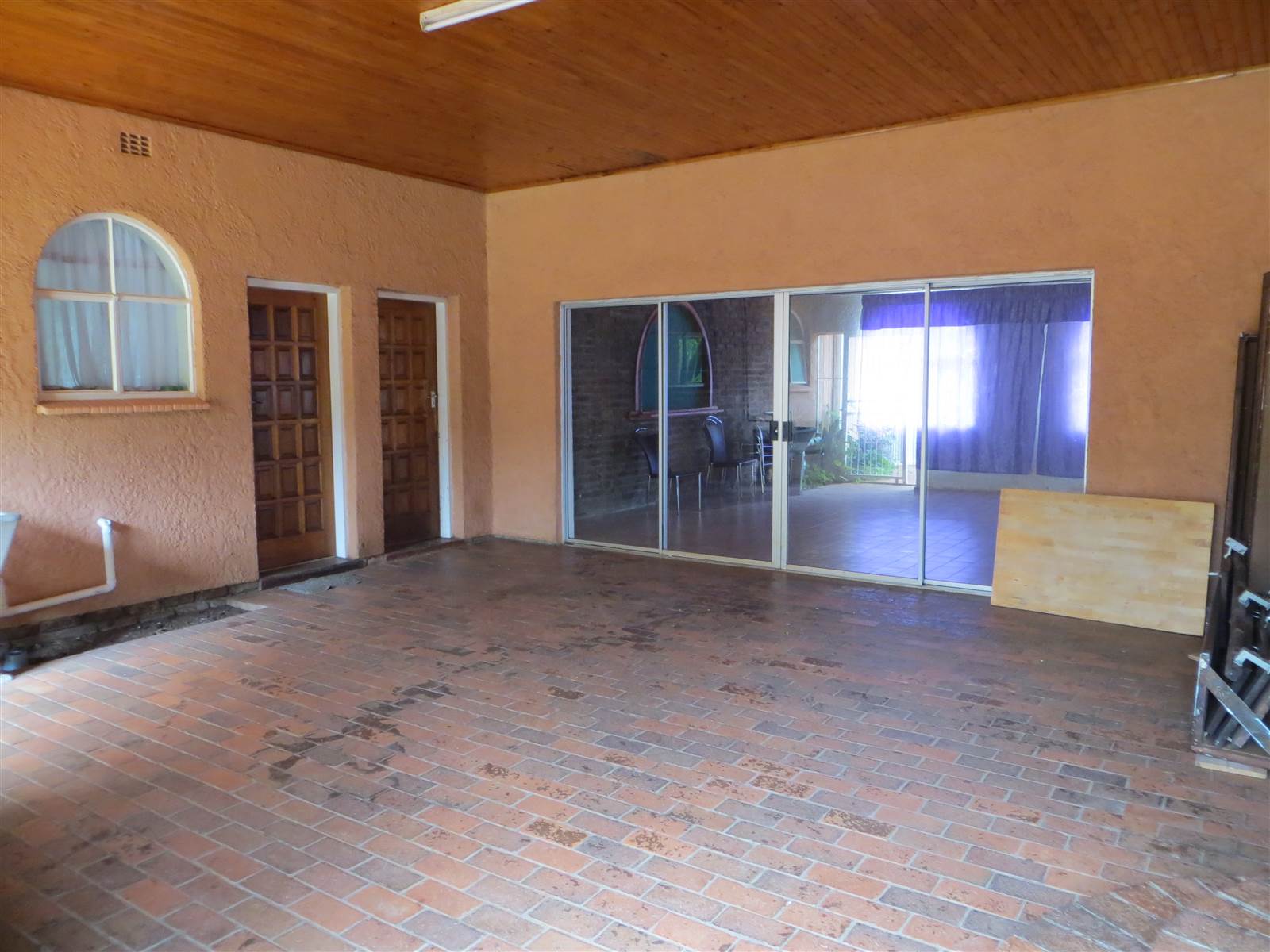 4 Bed House in Carletonville photo number 15
