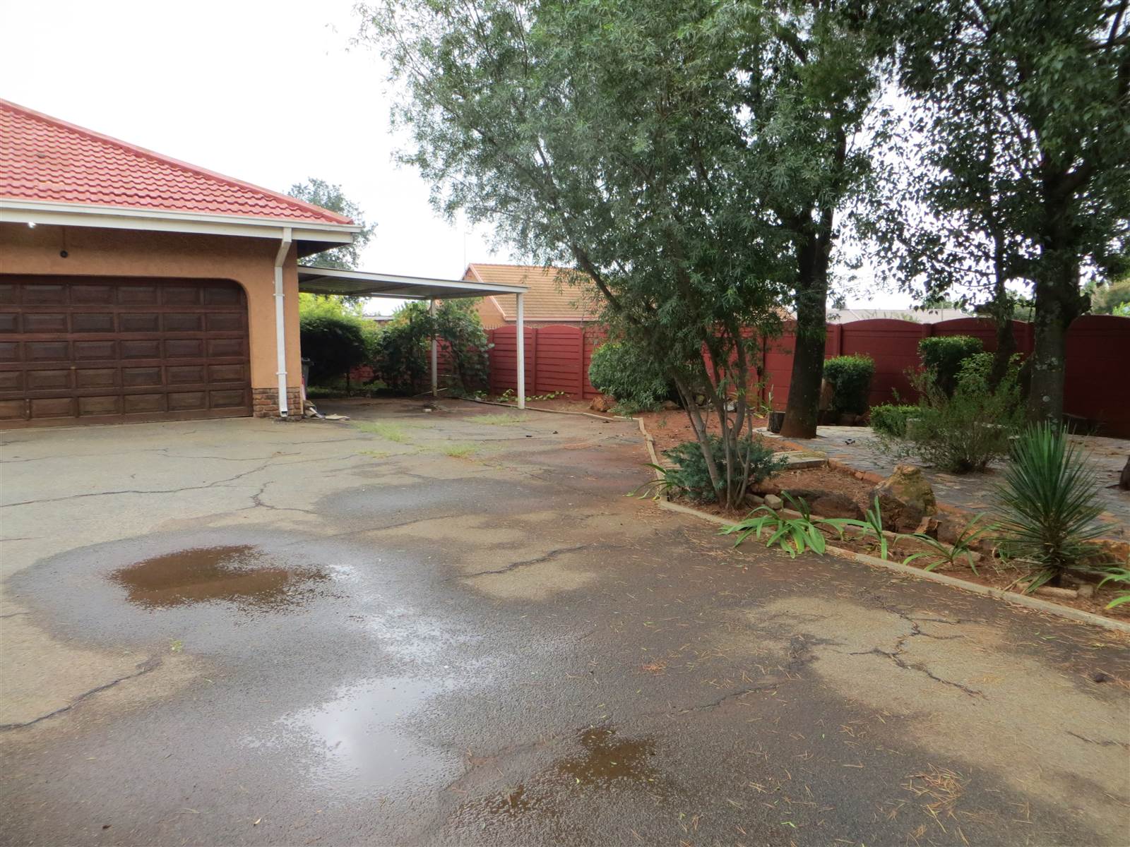 4 Bed House in Carletonville photo number 7
