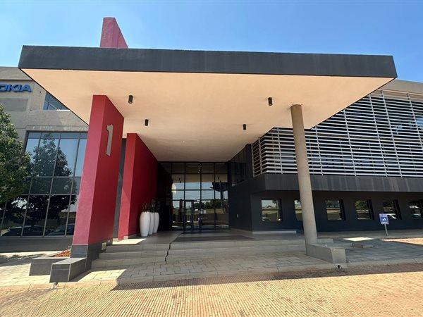 47  m² Commercial space in Highveld