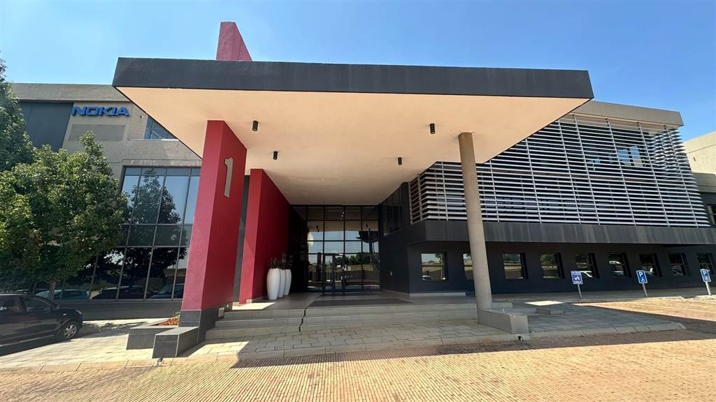 47  m² Commercial space in Highveld photo number 1