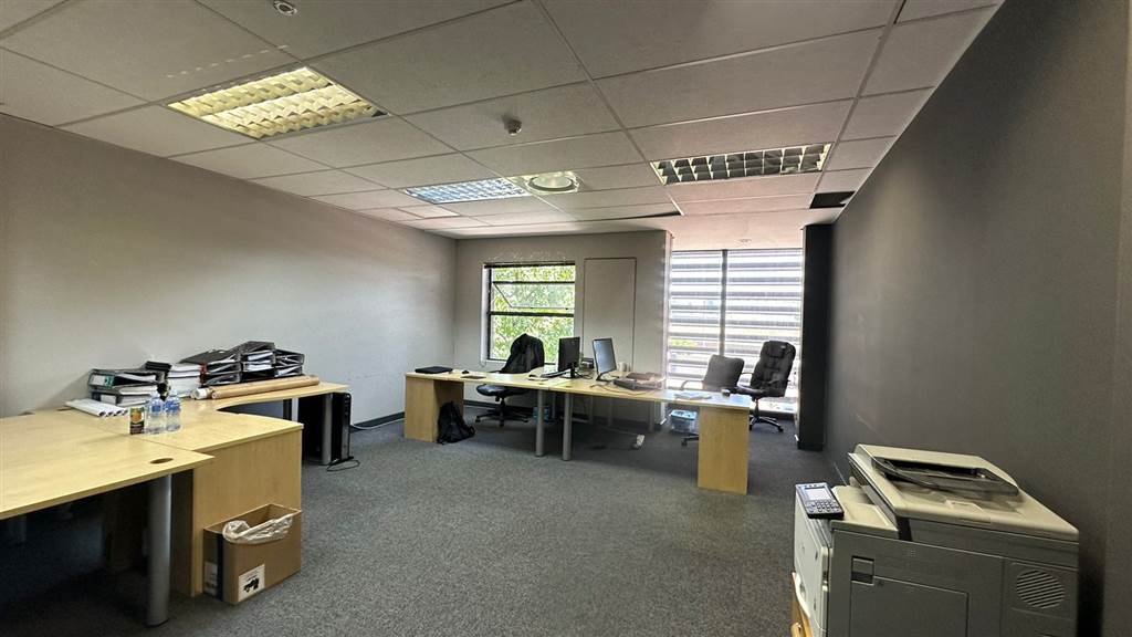 47  m² Commercial space in Highveld photo number 4