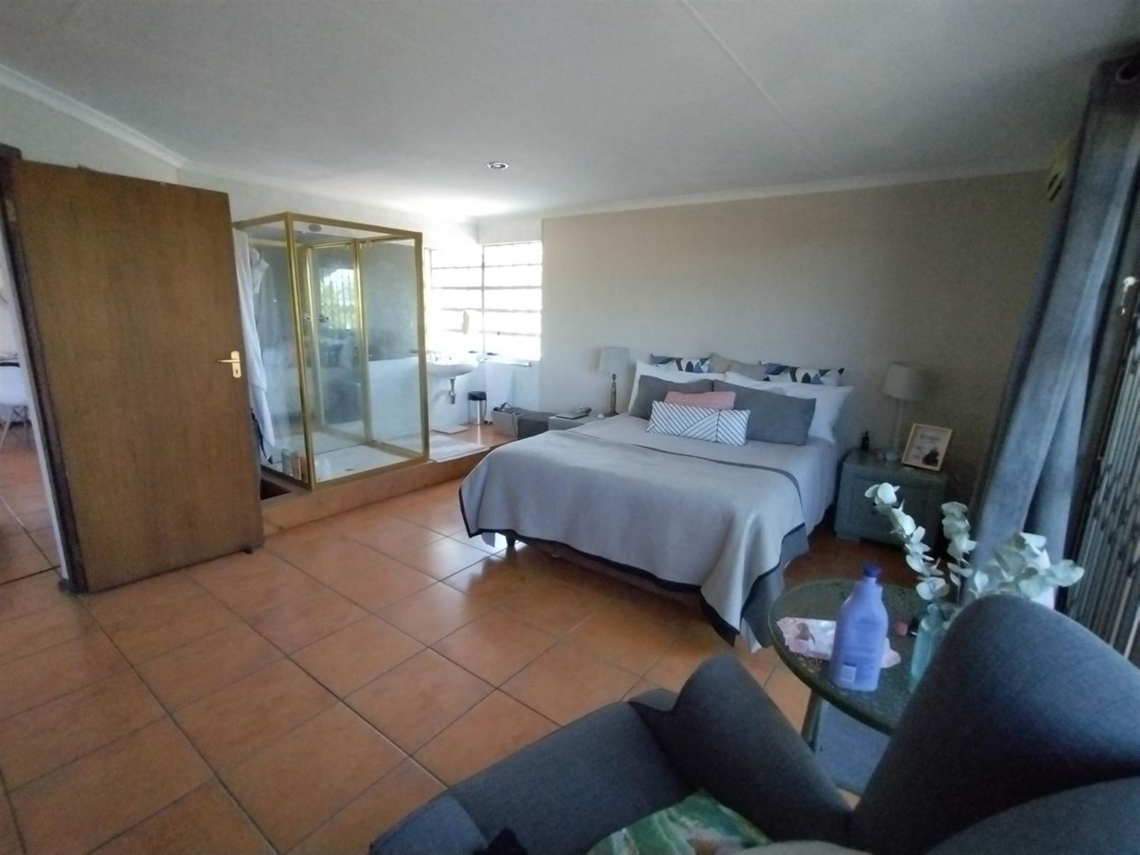 4 Bed House in Marais Steyn Park photo number 8