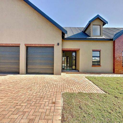 5 Bed House in Boschkop photo number 2