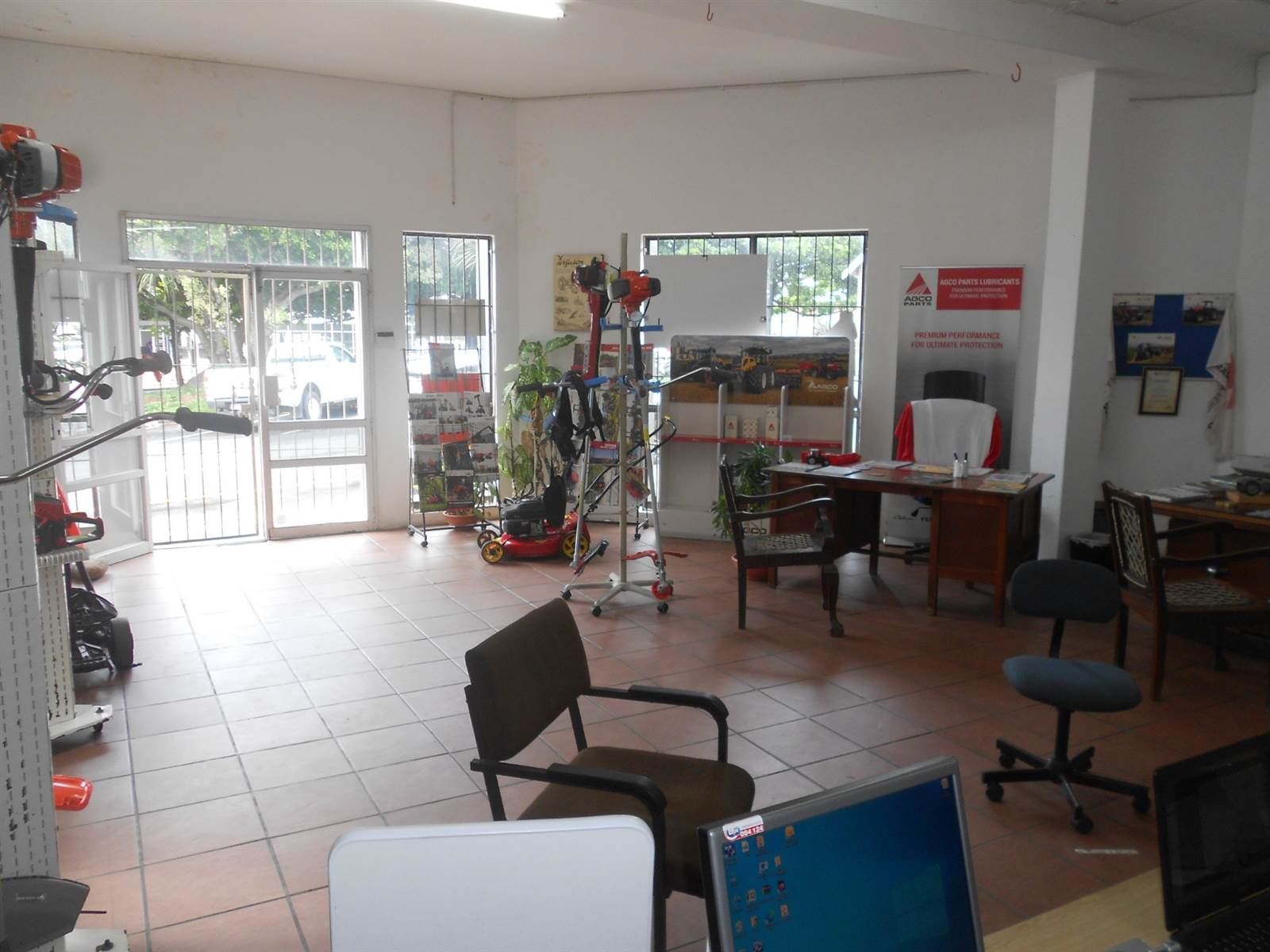 196  m² Commercial space in Port Shepstone photo number 7