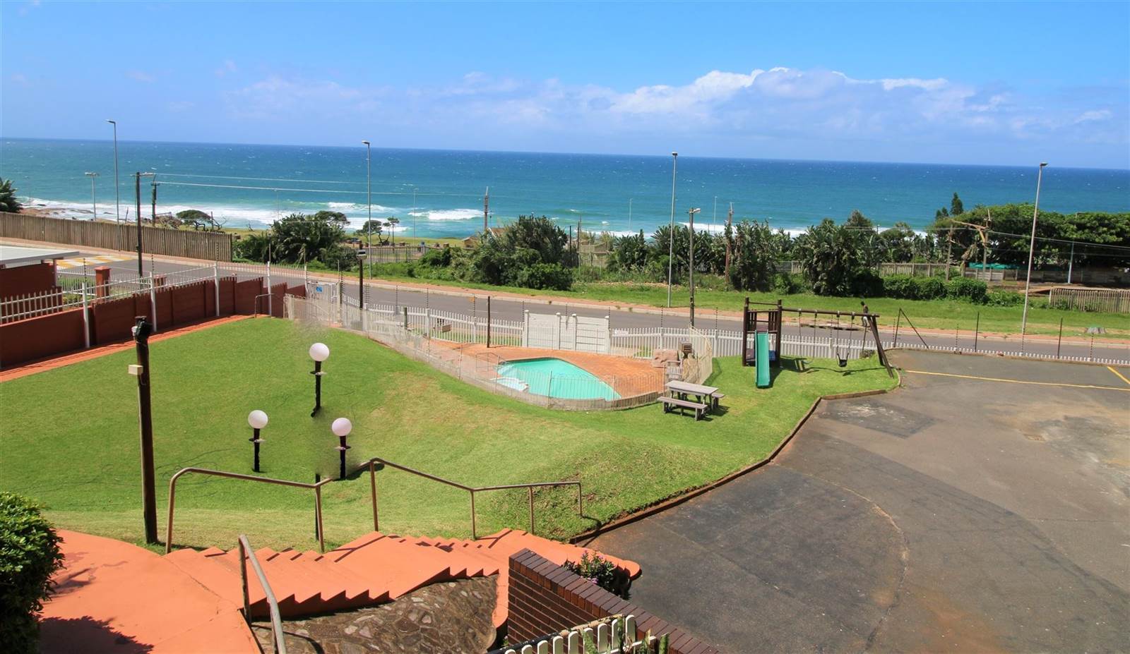 1 Bed Flat in Scottburgh Central photo number 11
