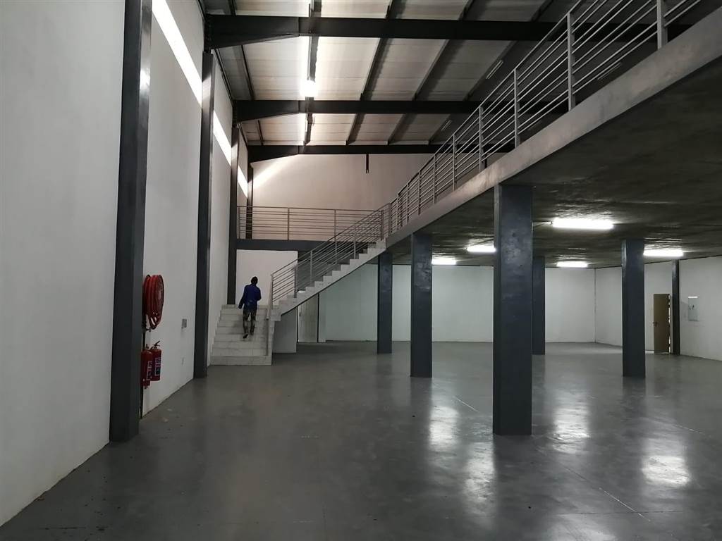 950  m² Industrial space in Ormonde photo number 6
