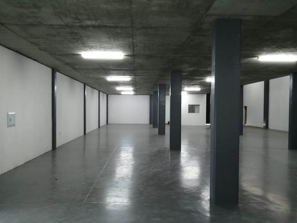 950  m² Industrial space in Ormonde photo number 9