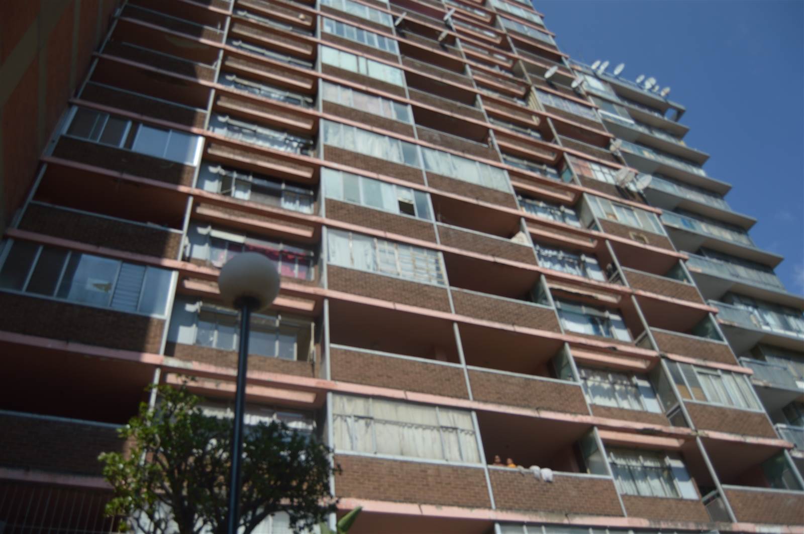 3 Bed Apartment in Hillbrow photo number 26