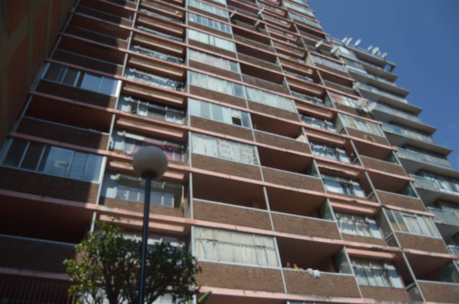 3 Bed Apartment in Hillbrow photo number 24