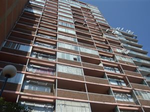 3 Bed Apartment in Hillbrow