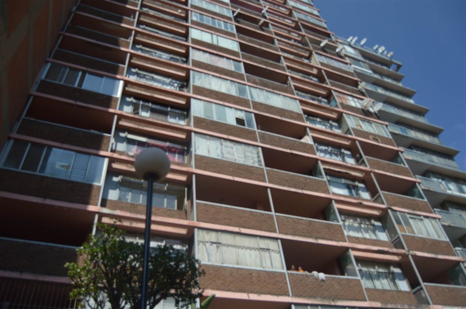 3 Bed Apartment in Hillbrow photo number 25