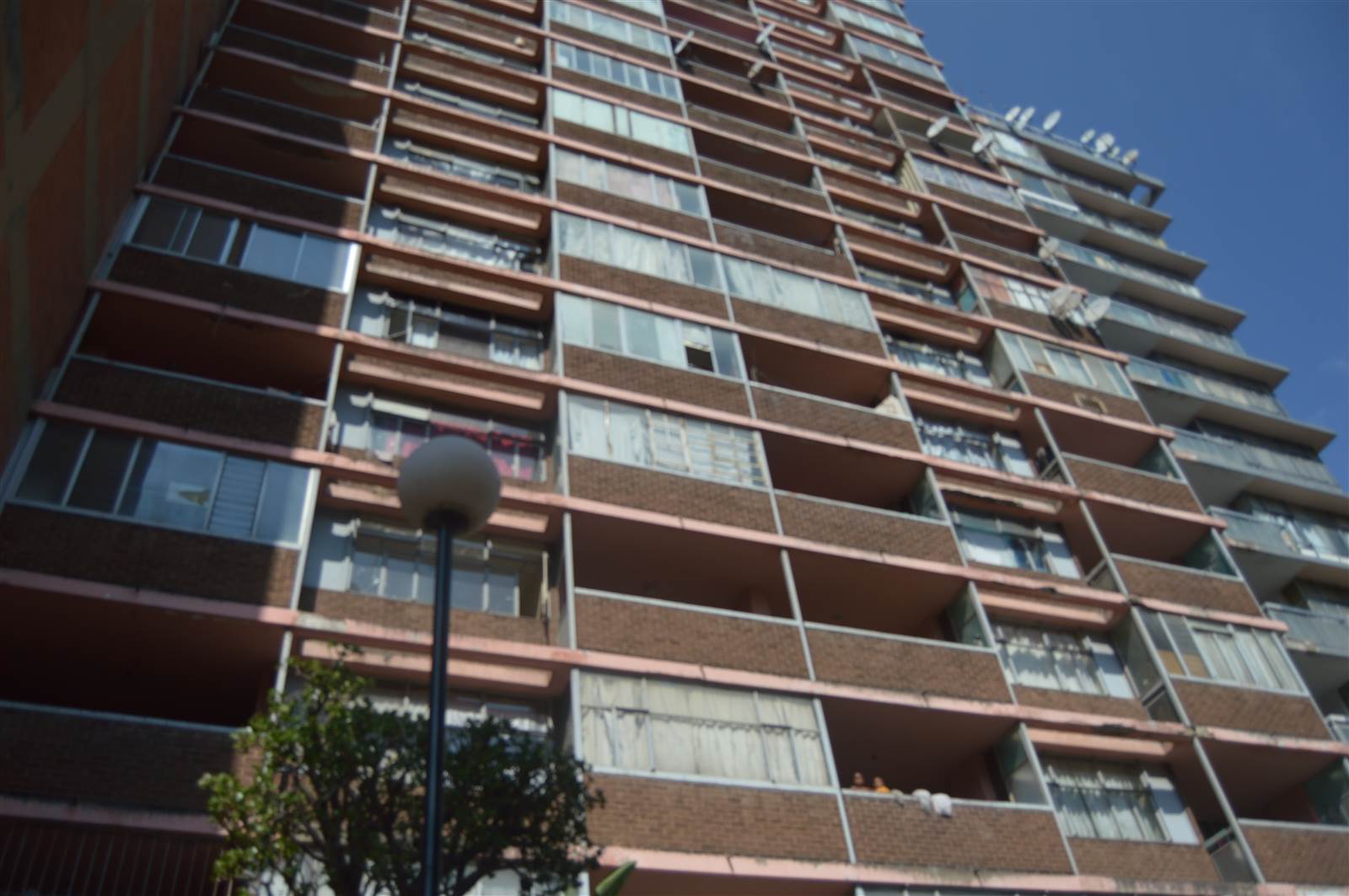 3 Bed Apartment in Hillbrow photo number 23