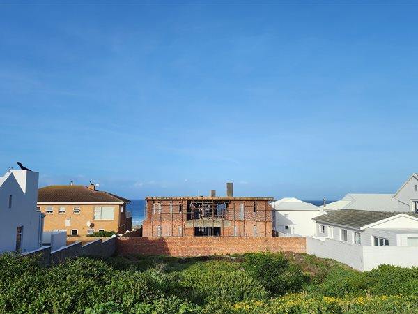 700 m² Land available in Yzerfontein