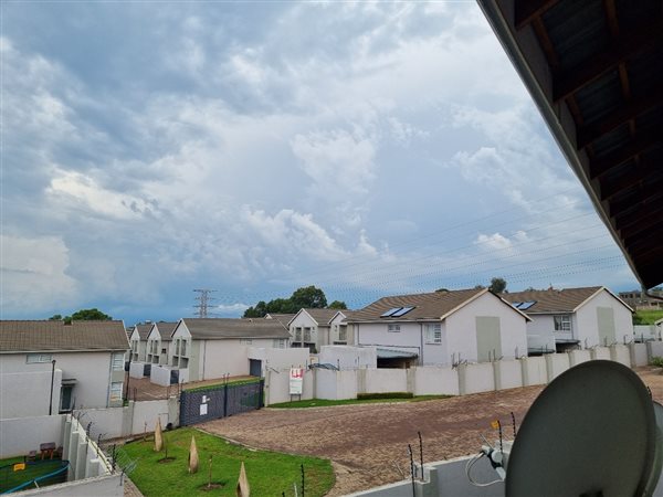 3 Bedroom Townhouse 3 Bedroom Townhouse
