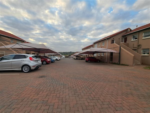 2 Bedroom Simplex 2 Bedroom Simplex