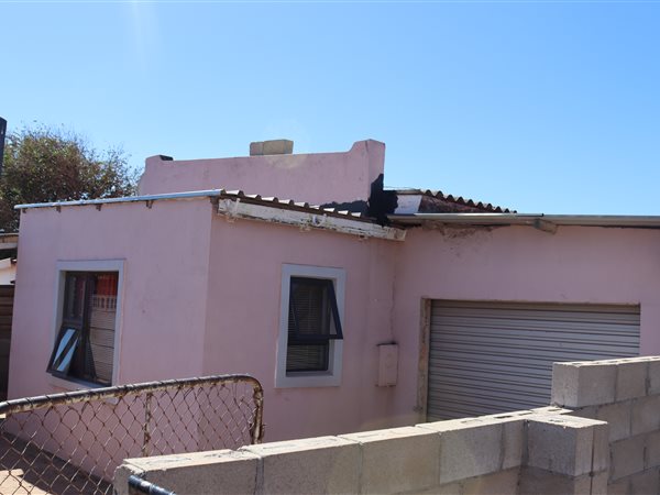 4 Bed House in Louwville