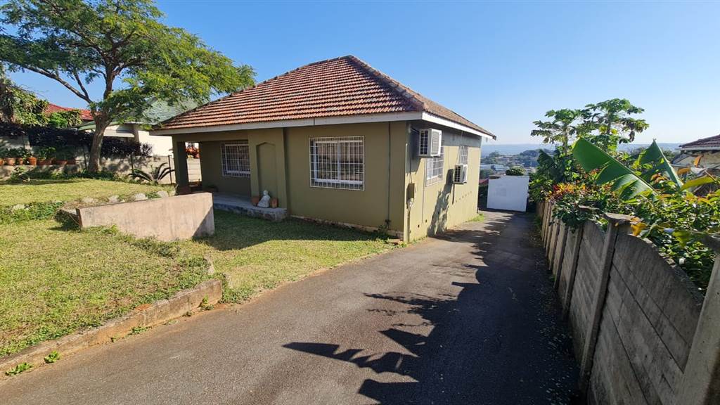 2 Bed House in Durban North photo number 1