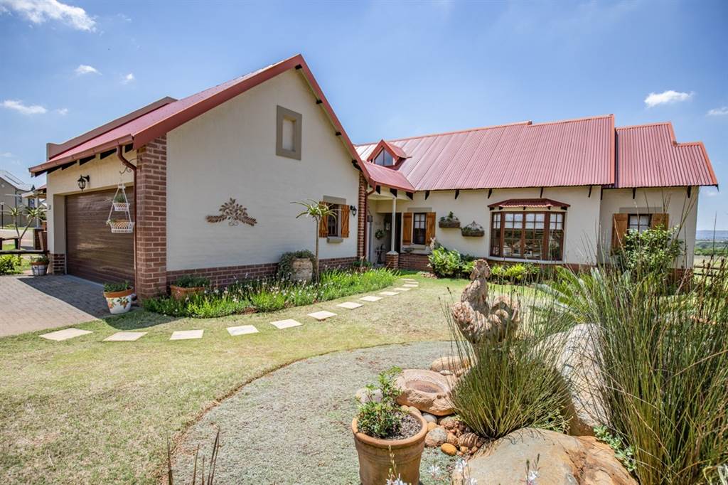 3 Bed Townhouse in Boschkop photo number 29