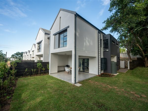 4 Bedroom Townhouse