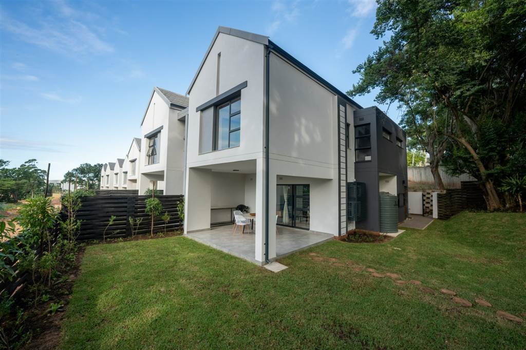 4 Bedroom Townhouse 4 Bedroom Townhouse