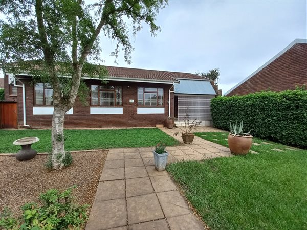 3 Bedroom Townhouse 3 Bedroom Townhouse