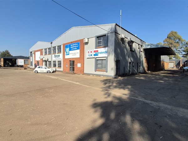 1 262 m² Industrial space 1 262 m² Industrial space