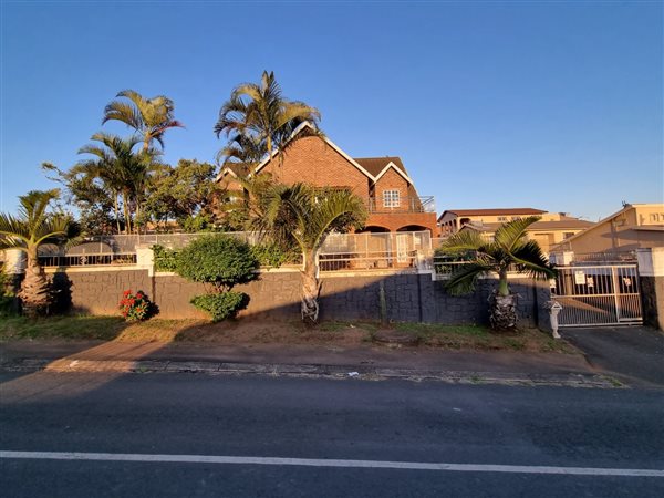 5 Bedroom House 5 Bedroom House