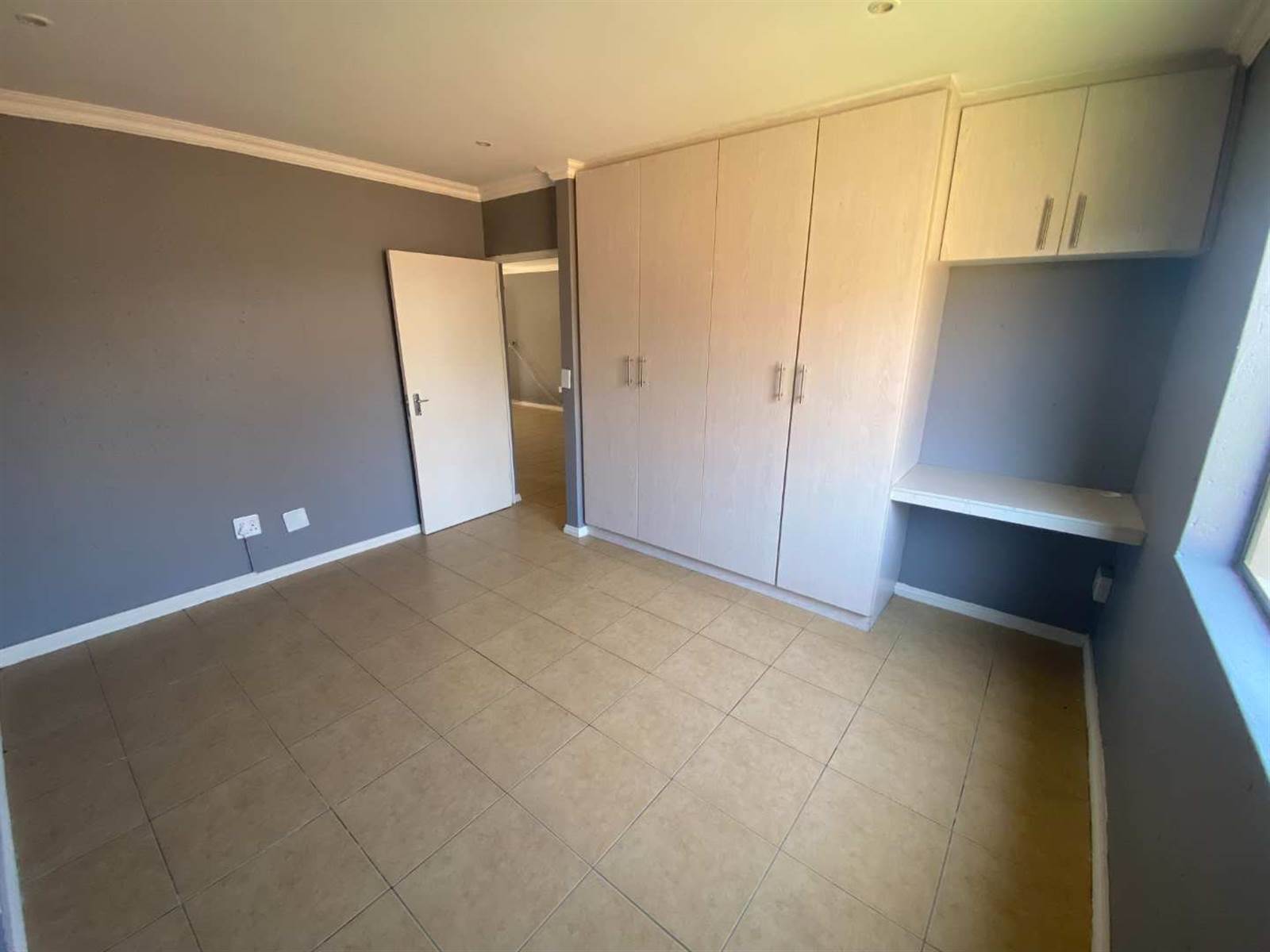 2 Bed Apartment in New Redruth photo number 11