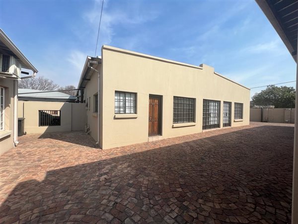 House in Northmead