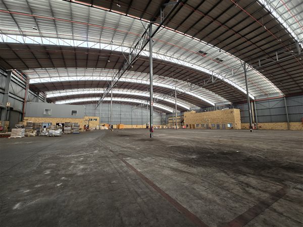 16 654  m² Industrial space