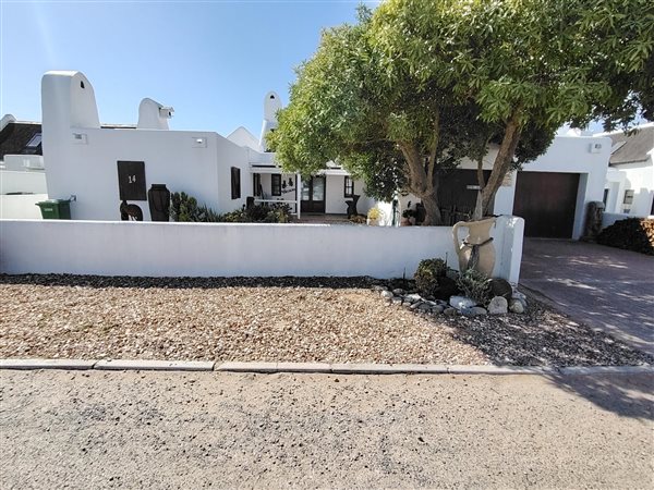 4 Bedroom House 4 Bedroom House