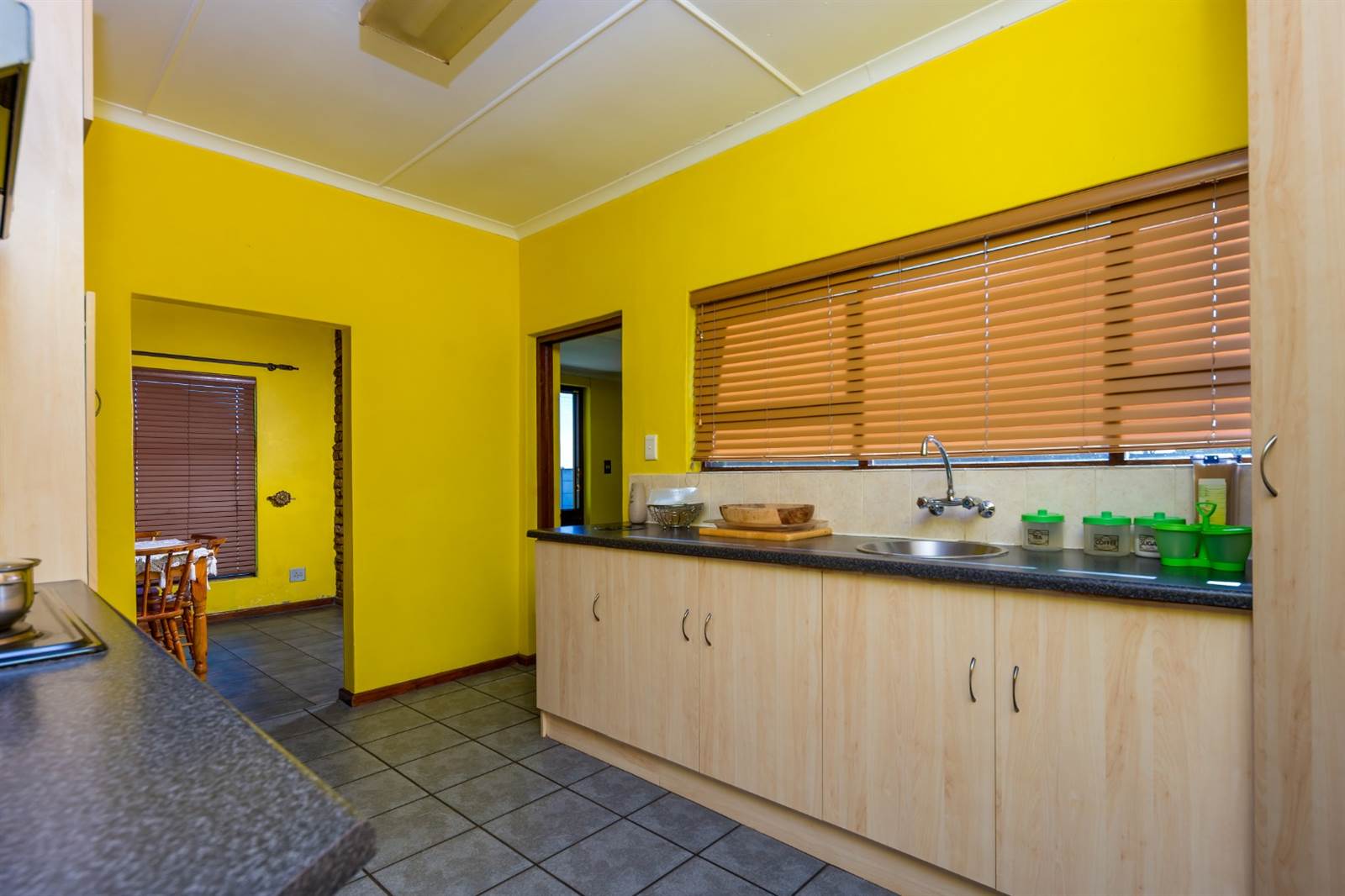 3 Bed House in Pacaltsdorp photo number 9