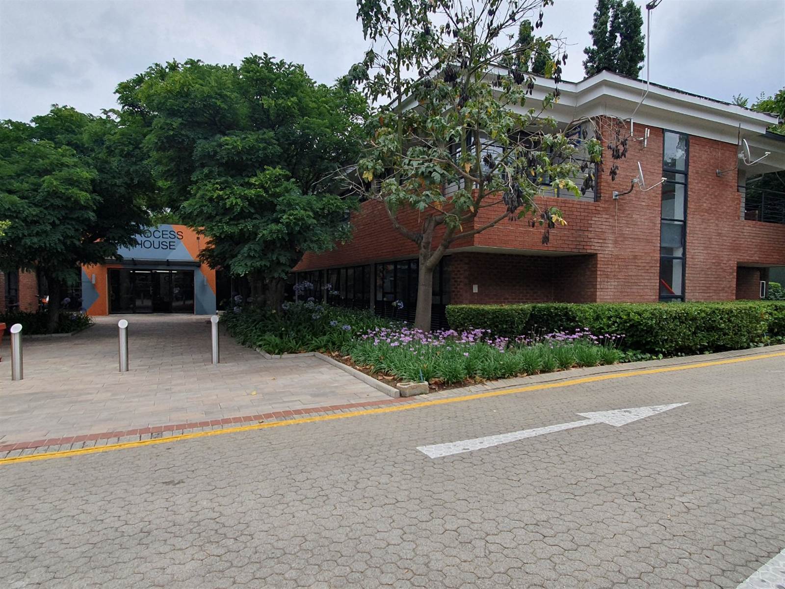 193  m² Commercial space in Bryanston photo number 2