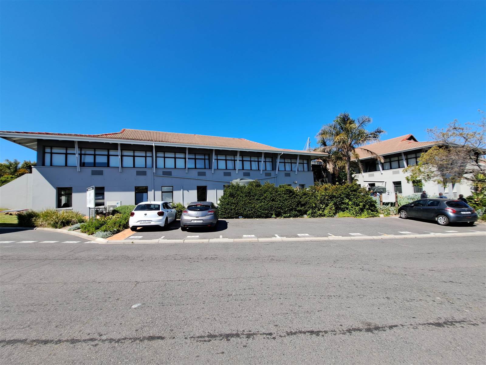 470  m² Commercial space in Parow North photo number 3