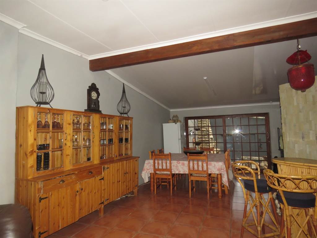 5 Bed House in Fouriesburg photo number 15